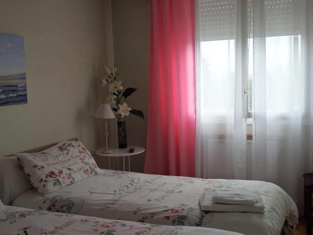 Alojamientos Iruna Pampelune Extérieur photo